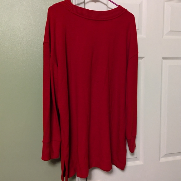 LOFT Soft V-Neck Sweater ❤️ - Picture 3 of 4